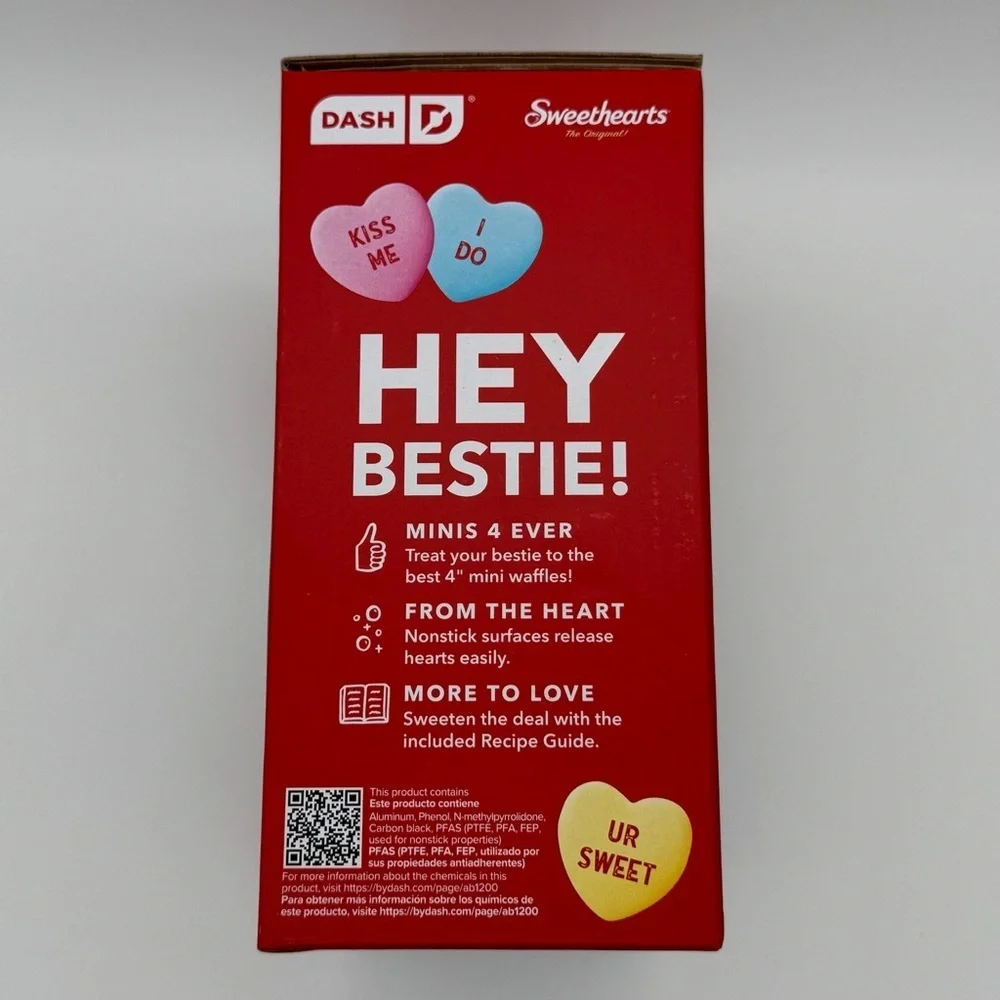 Dash Sweethearts Mini Waffle Maker Limited Edition
